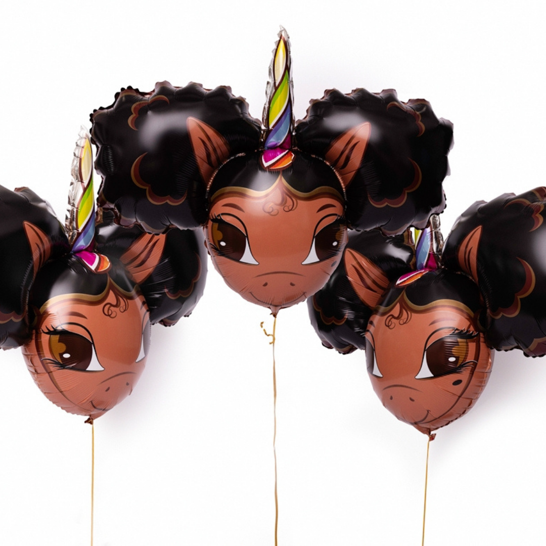 12 Pack Ballon Set: Chloe Unicorn Jumbo 30 inch Foil Balloon